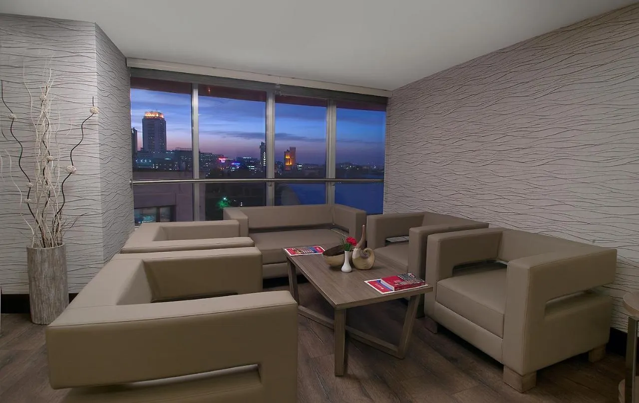 Ramada Plaza By Wyndham Izmir Otel