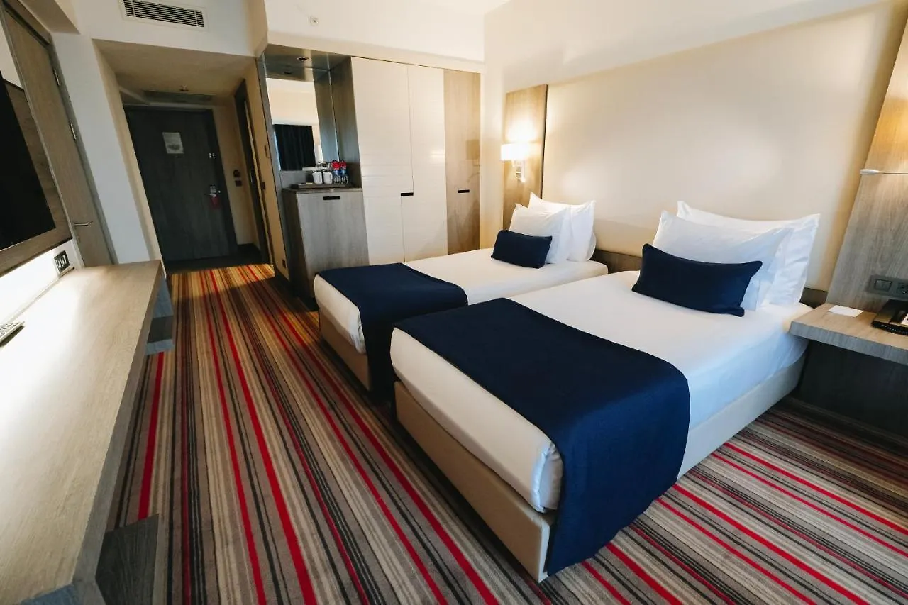 Ramada Plaza By Wyndham Izmir Otel