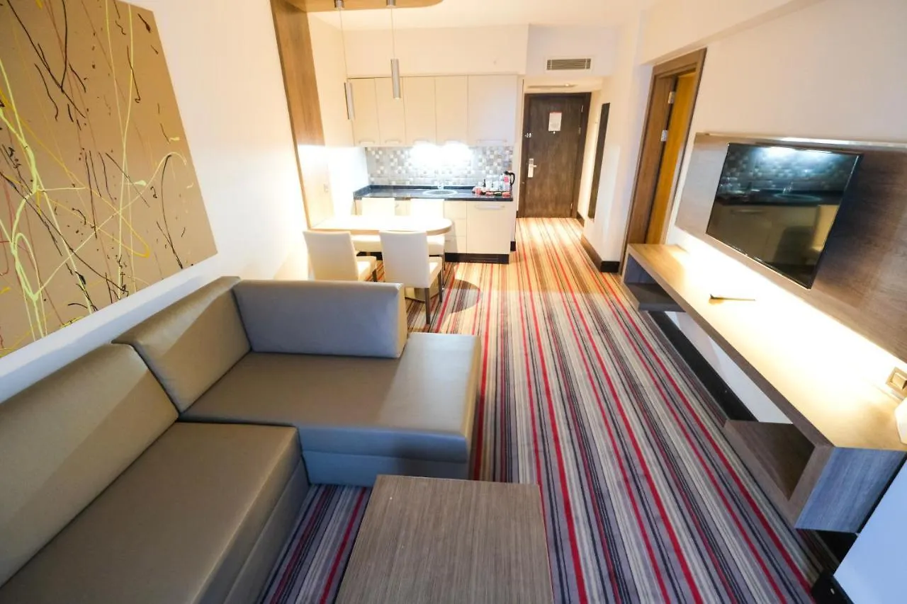 Ramada Plaza By Wyndham Izmir Otel
