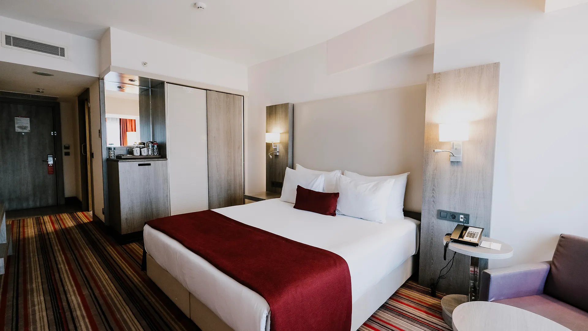 Ramada Plaza By Wyndham Izmir Otel