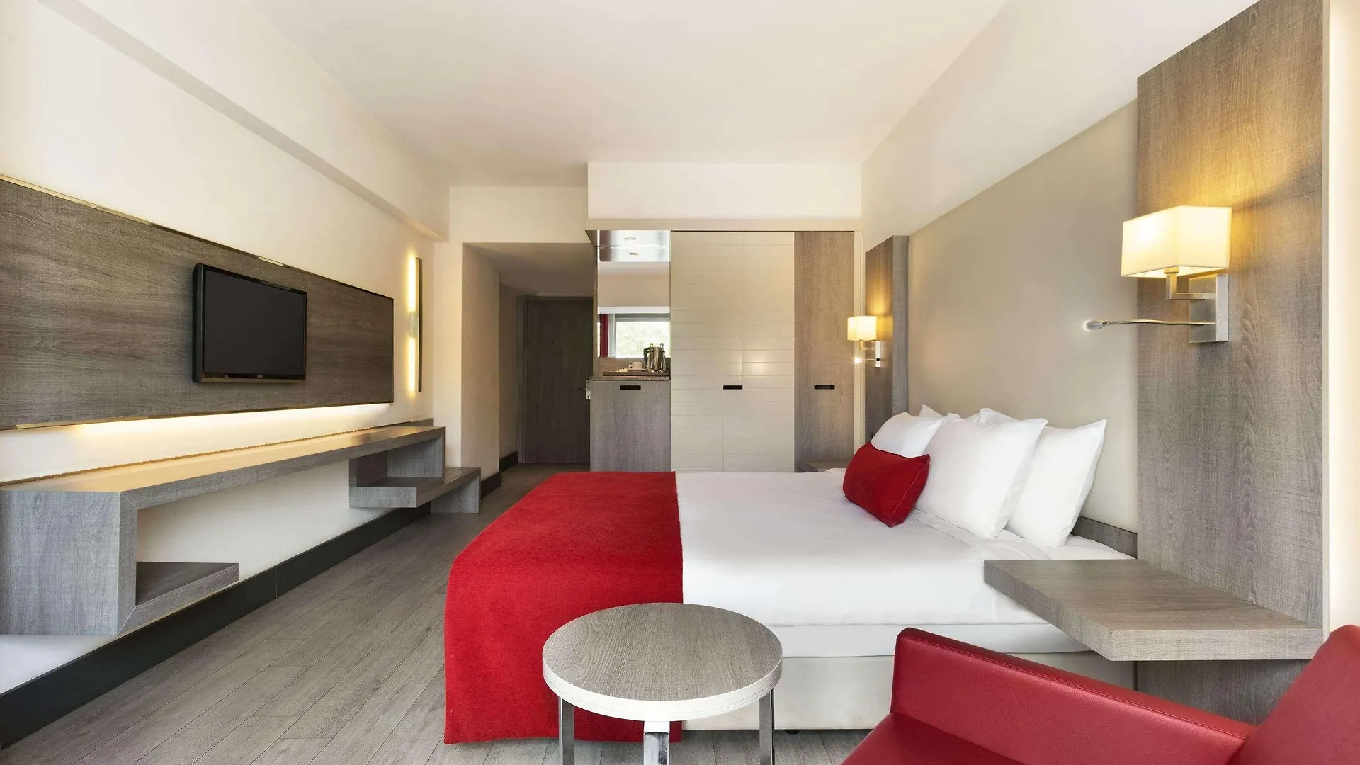 Ramada Plaza By Wyndham Izmir Otel