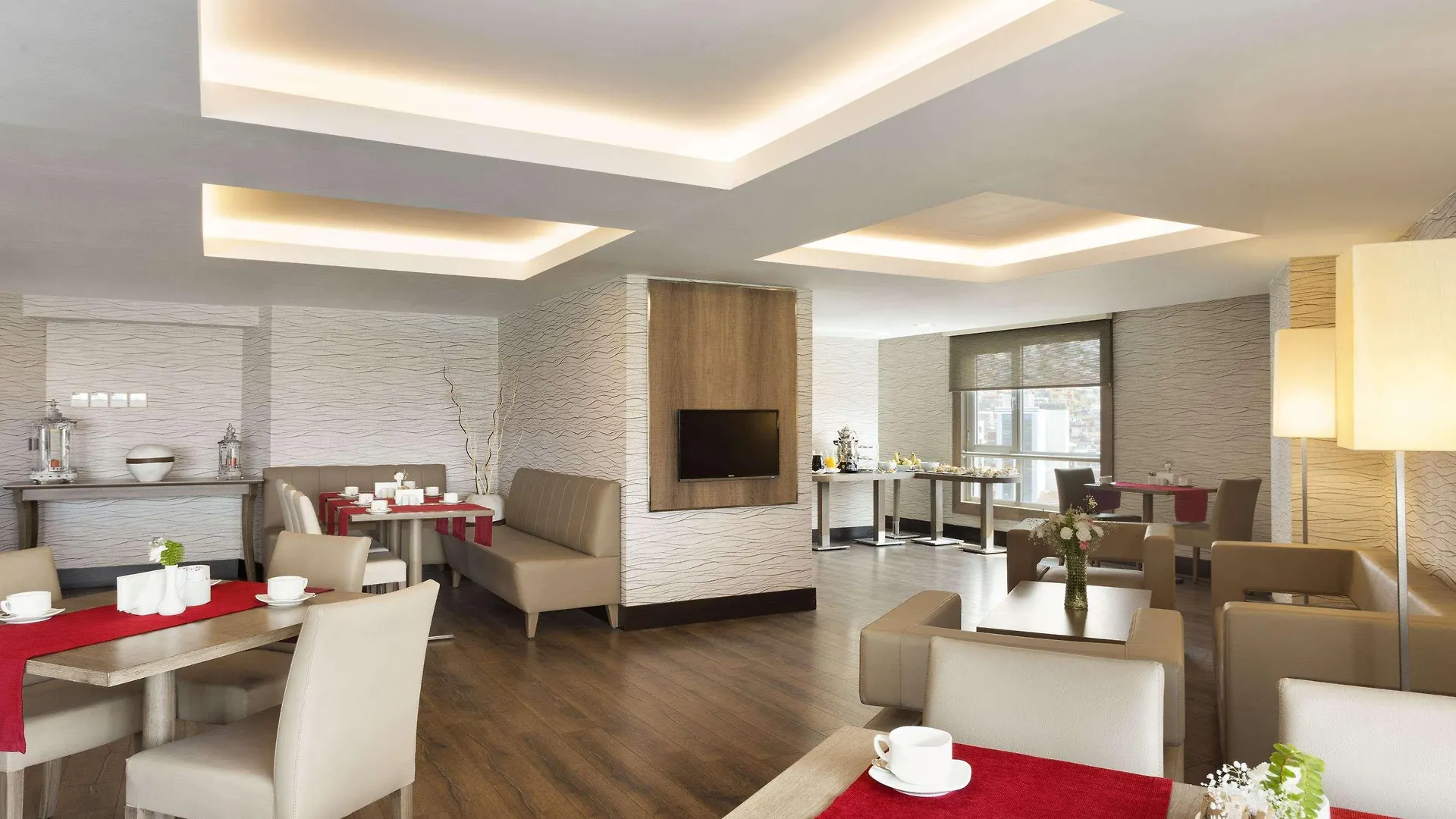 Ramada Plaza By Wyndham Izmir Otel