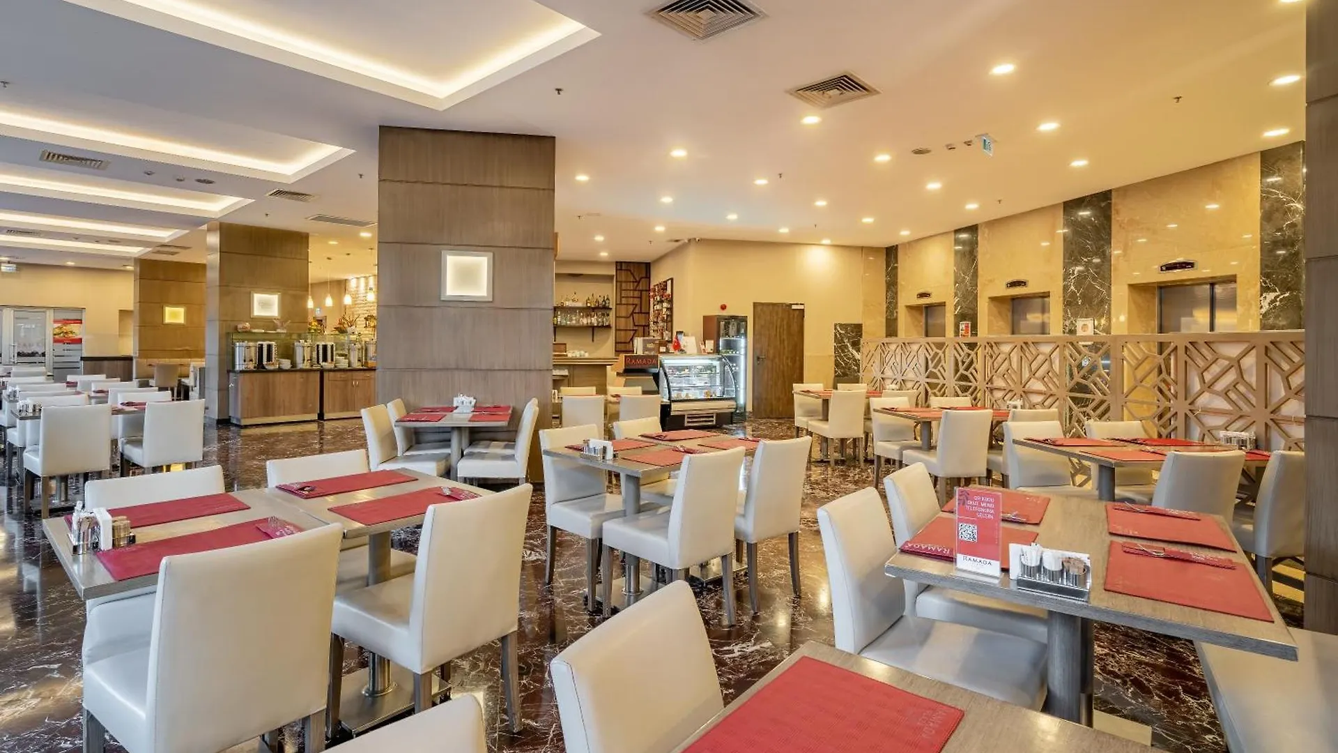Ramada Plaza By Wyndham Izmir Otel