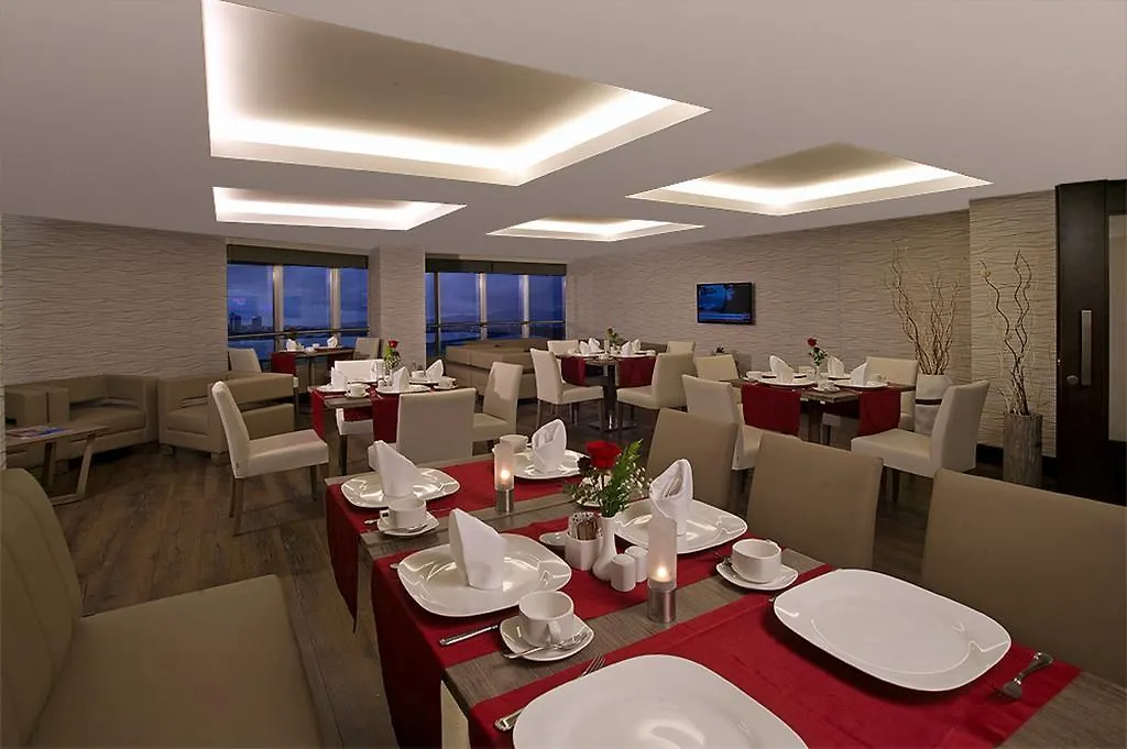 Ramada Plaza By Wyndham Izmir Otel 4*,