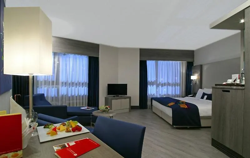 Ramada Plaza By Wyndham Izmir Otel