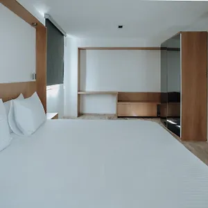 Ada Aparthotel
