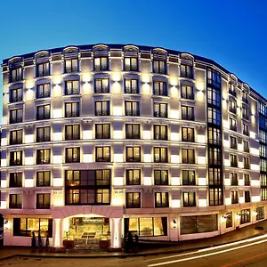 https://istanbul-dora-hotel.istanbul-turkeyhotels.com