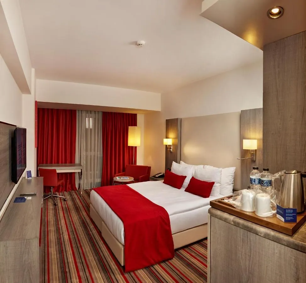 Ramada Plaza By Wyndham Izmir Hotel